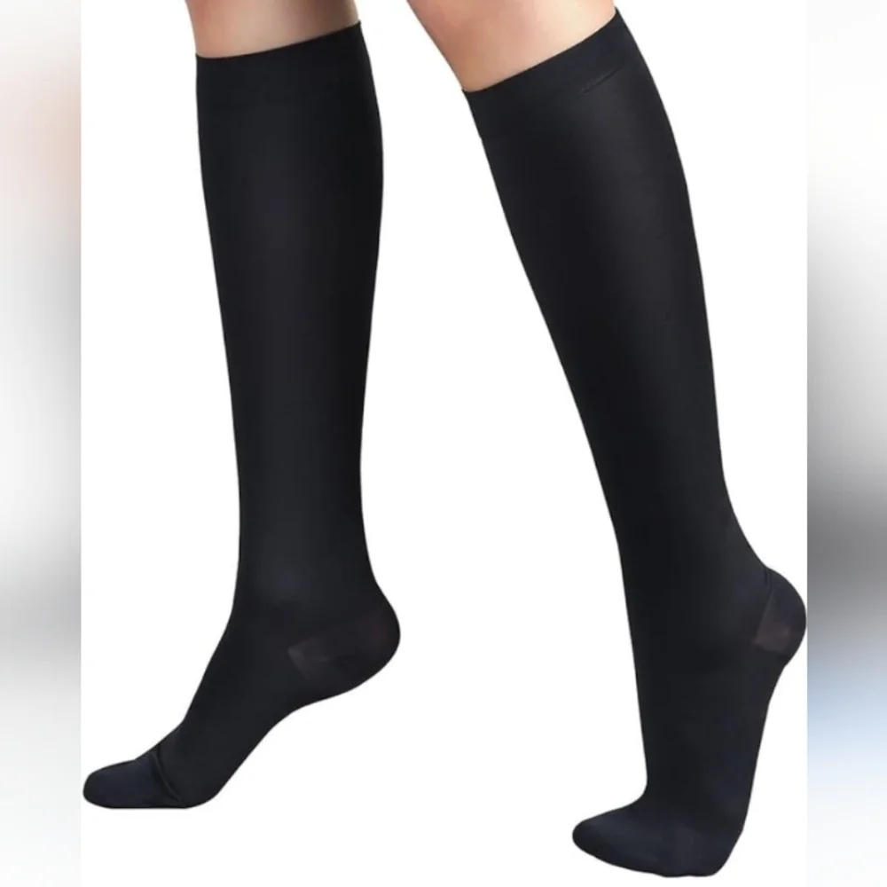 NEW Amazon knee high compression socks 5 Pairs all L/XL Unisex